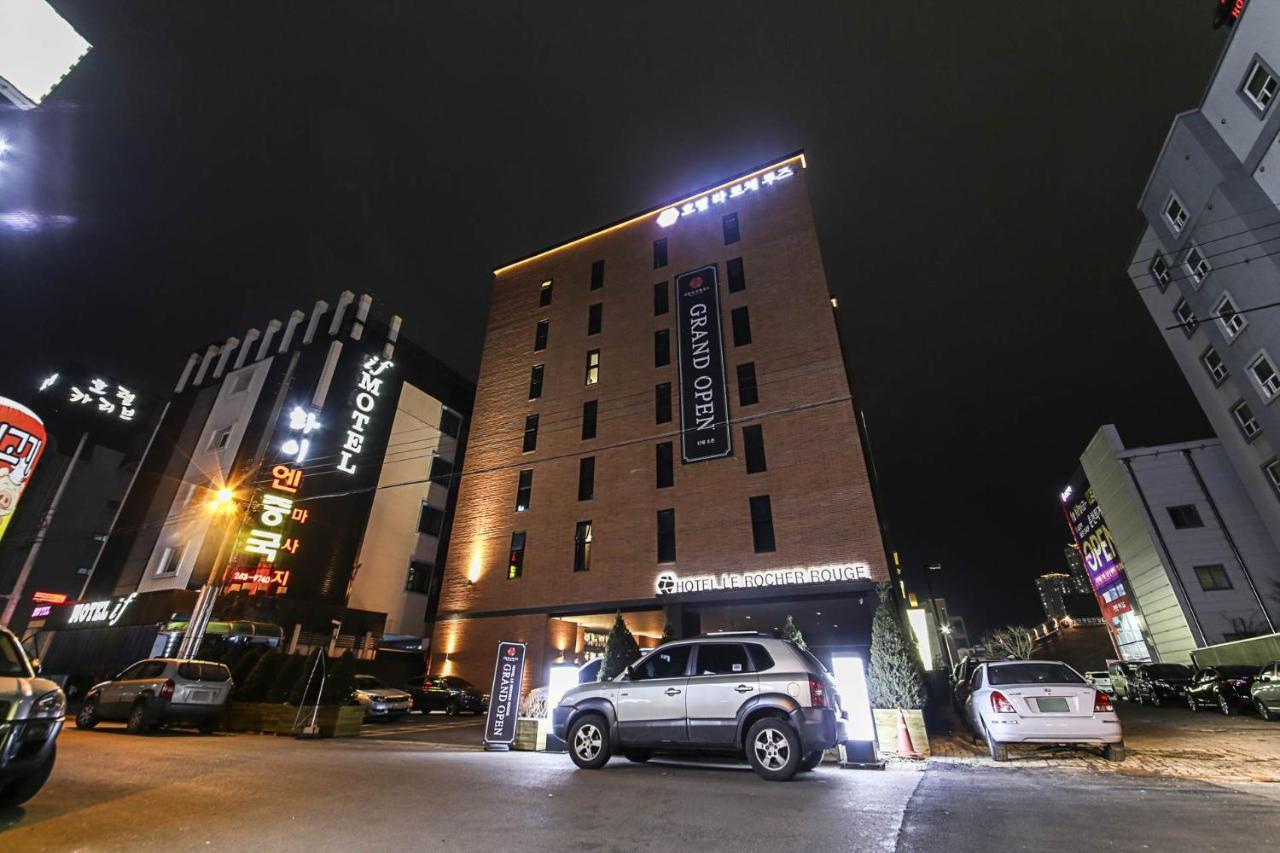 Lerocherrouge Hotel Chuncheon Buitenkant foto