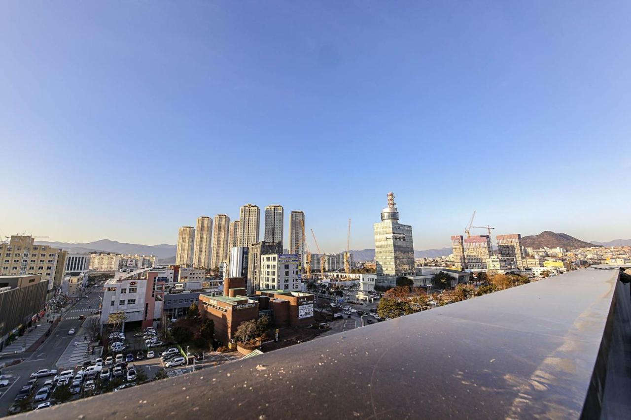 Lerocherrouge Hotel Chuncheon Buitenkant foto