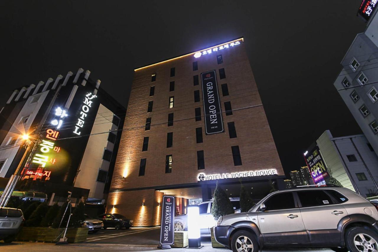Lerocherrouge Hotel Chuncheon Buitenkant foto