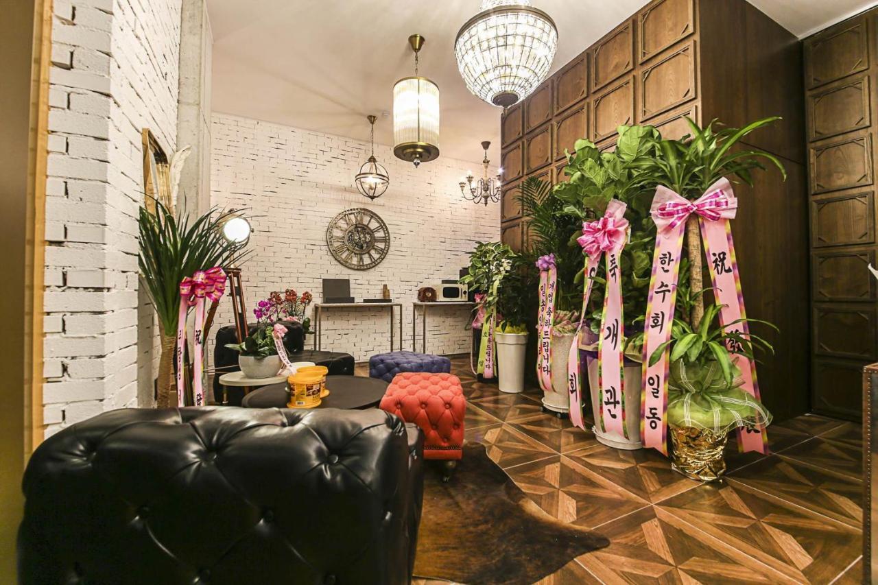 Lerocherrouge Hotel Chuncheon Buitenkant foto