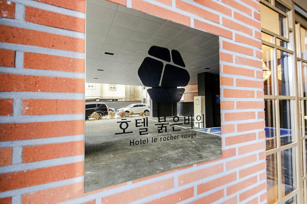 Lerocherrouge Hotel Chuncheon Buitenkant foto